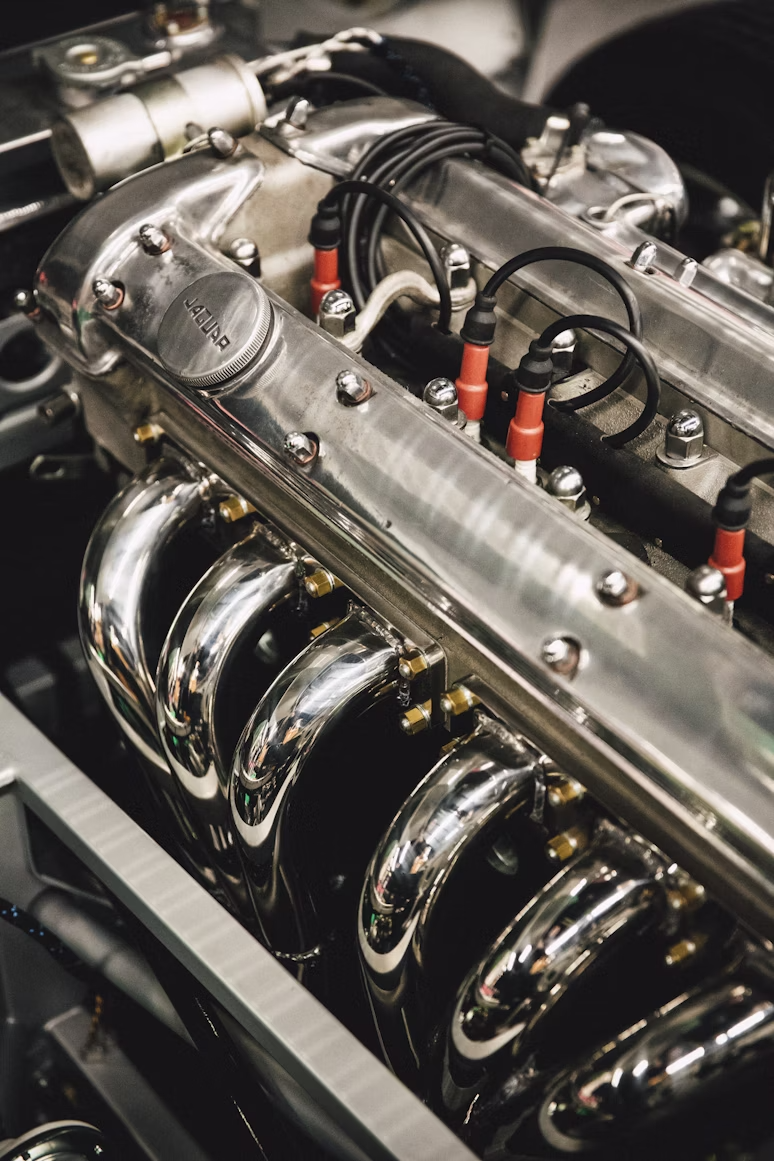 Partes y componentes de motor